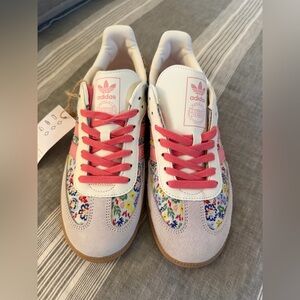 NWT (no box) Adidas x Liberty London